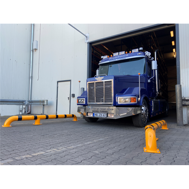 Truck pull in assist | hot-dip galvanized | straight,total length: approx. 3600 mm